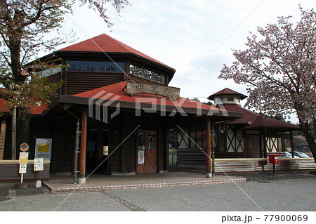 八高線　明覚駅にて 77900069