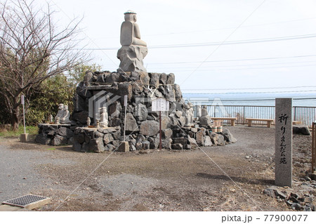 北九州市門司区の皇産霊神社の河童像 北九州市門司区の皇産霊神社の河童像 77900077