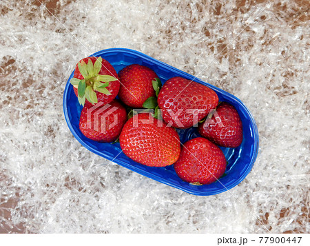 strawberries strawberries 77900447