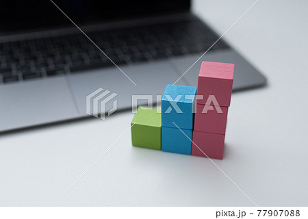 Image photo Image photo 77907088