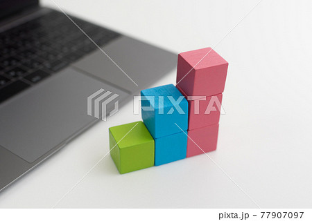 Image photo 77907097