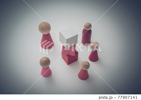 Image photo Image photo 77907141