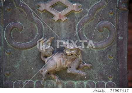 西国三十三所観音霊場　第3番霊場　粉河寺の本堂向拝柱の狛犬像 77907417