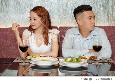 Bad first date Bad first date 77908804