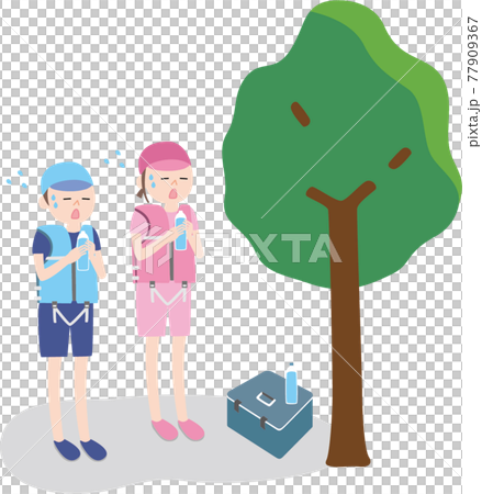 Children hydrating in the shade of a tree Children hydrating in the shade of a tree 77909367