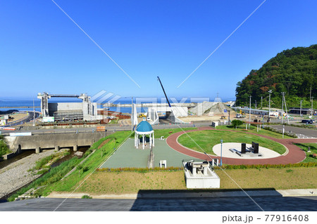 2020年夏、三陸鉄道の宮古駅から普代駅間の車窓からの風景 77916408