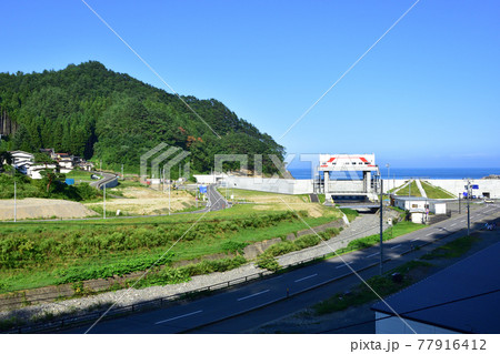 2020年夏、三陸鉄道の宮古駅から普代駅間の車窓からの風景 2020年夏、三陸鉄道の宮古駅から普代駅間の車窓からの風景 77916412