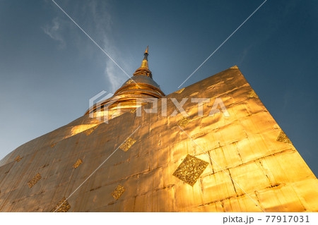 Golden Thai temples and pagodas Golden Thai temples and pagodas 77917031