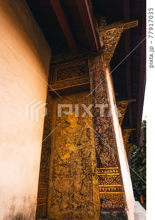 Golden Thai temples and pagodas Golden Thai temples and pagodas 77917035