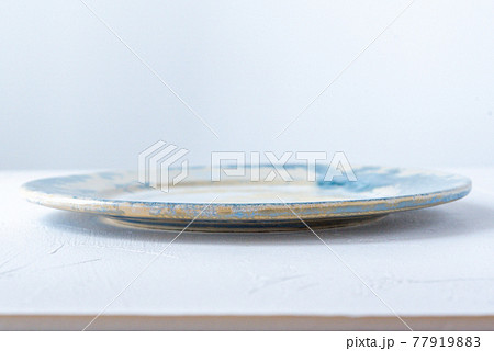 益子焼の丸皿　結晶釉　側面 77919883