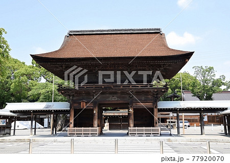 稲沢市国府宮神社楼門 77920070