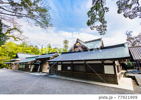 三重県 伊勢神宮・内宮（神楽殿） 77921909