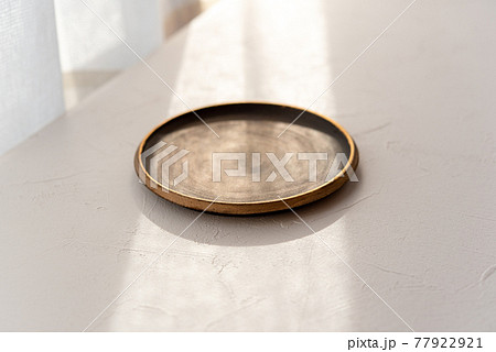 笠間焼の皿　茶色 77922921