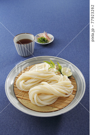 ざるうどん 77923262