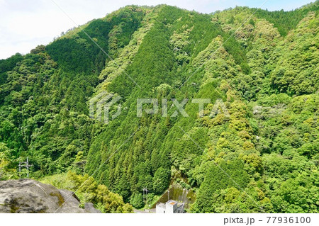 山奥の風景・生見川ダム付近 77936100