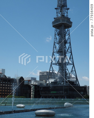 コロナ禍での名古屋テレビ塔とオアシス21水の宇宙船 9 77936409
