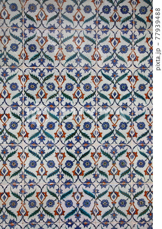 トプカプ宮殿のタイル（イスタンブール、トルコ） 77939488