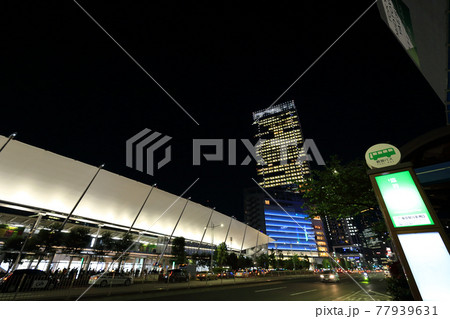 東京駅 八重洲口 グランルーフと大丸東京 東京駅 八重洲口 グランルーフと大丸東京 77939631