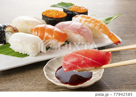 にぎり寿司　鮨 77942585