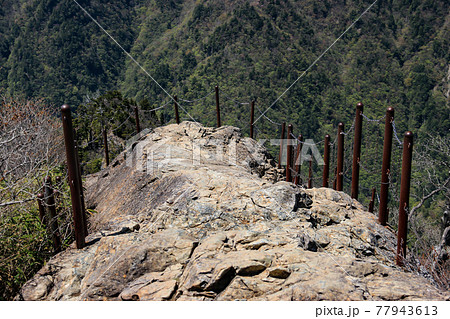 日本奈良県　大台ヶ原　大蛇嵓の絶景　 77943613