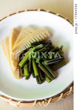 わらびと孟宗竹の浅漬け 77944594