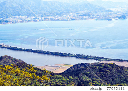 仙崎八景のひとつ波の橋立と青海湖 仙崎八景のひとつ波の橋立と青海湖 77952111