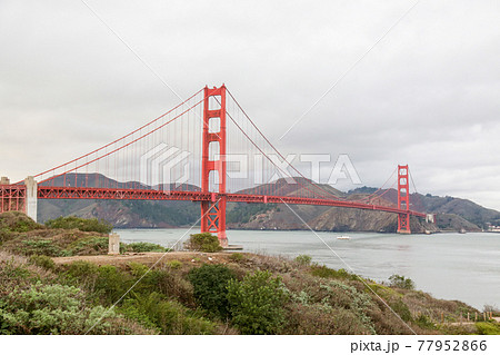 アメリカ　サンフランシスコ　ゴールデンゲートブリッジ 77952866