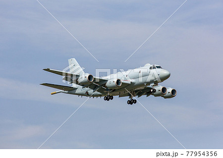 国産の最新鋭 P-1哨戒機のフライト(綾瀬市・神奈川) 国産の最新鋭 P-1哨戒機のフライト(綾瀬市・神奈川) 77954356