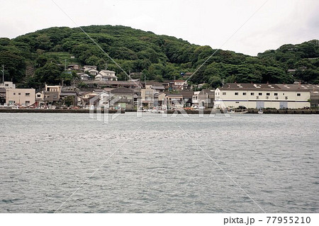 下関市彦島海士郷町　漁港と東洋海事工場 77955210