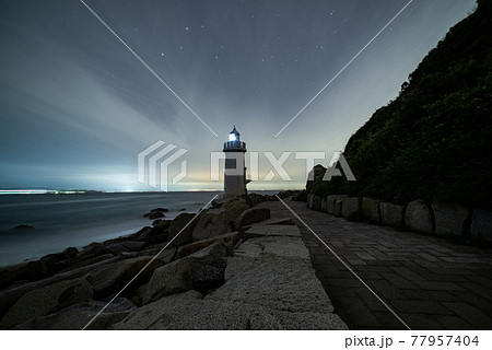 夜の灯台 伊良湖岬灯台 夜の灯台 伊良湖岬灯台 77957404