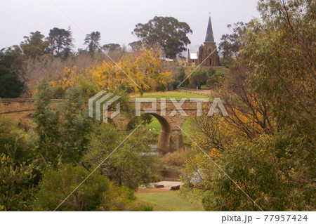 オーストラリア タスマニア リッチモンドにある豪州最古の石橋 オーストラリア タスマニア リッチモンドにある豪州最古の石橋 77957424