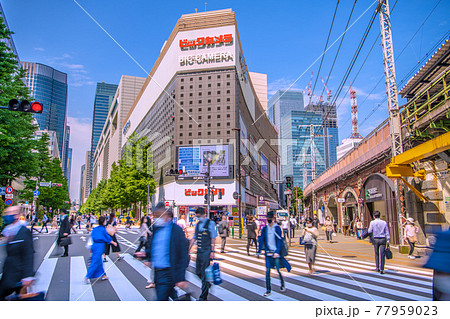 日本の東京都市景観　有楽町駅前などを望む 77959023