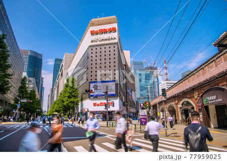 日本の東京都市景観　有楽町駅前などを望む 77959025