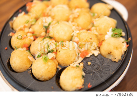 お家でたこ焼きパーティー 77962336