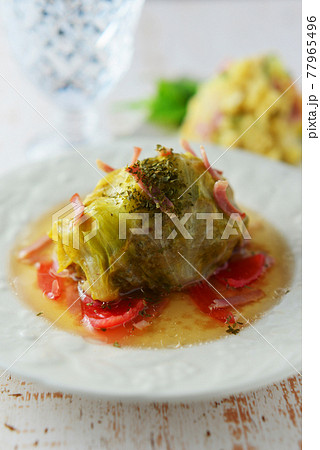 ロールキャベツとポテトサラダ 77965496