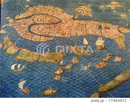 イタリア　ヴァチカン博物館　システィーナ礼拝堂　ヴェネチアの古地図 77969972