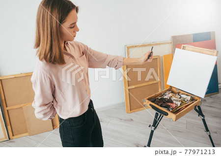 artist work perspective drawing painter measuring artist work perspective drawing painter measuring 77971213
