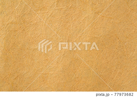 背景素材　和紙　黄色 77973682