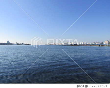 港町の風景 港町の風景 77975894