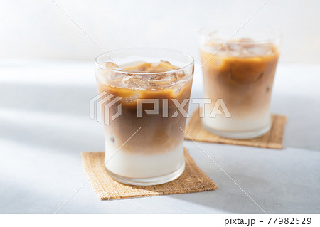 アイスカフェラテ 77982529