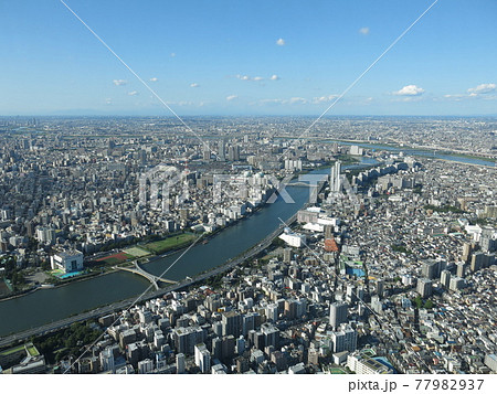 東京スカイツリー天望デッキからの眺め（北側　埼玉方面　隅田川・荒川・北千住など） 77982937