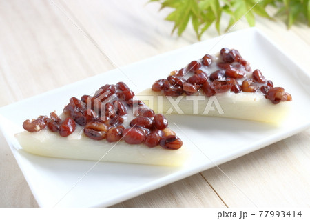 水無月　夏越しの祓に食べる和菓子　6月30日 77993414