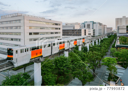 東京都　立川市　多摩モノレール　立川北駅付近 77993872