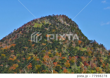 紅葉の釈迦ヶ岳山頂 紅葉の釈迦ヶ岳山頂 77998278