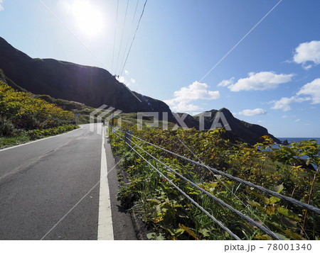 北海道礼文島 西海岸沿いの道路 / Rebun Island, Hokkaido, Japan 北海道礼文島 西海岸沿いの道路 / Rebun Island, Hokkaido, Japan 78001340