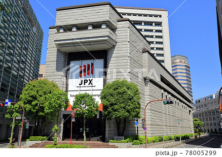 東京　日本橋兜町の都市風景　証券取引所前交差点付近 78005299