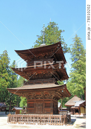 若一王子神社三重塔 長野県大町市 若一王子神社三重塔 長野県大町市 78010202