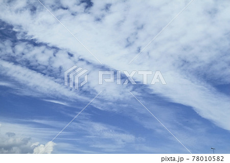 秋空のすじ雲② 秋空のすじ雲② 78010582