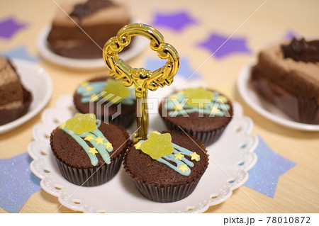 七夕のホームパーティーで振る舞った流れ星のチョコカップケーキ 78010872