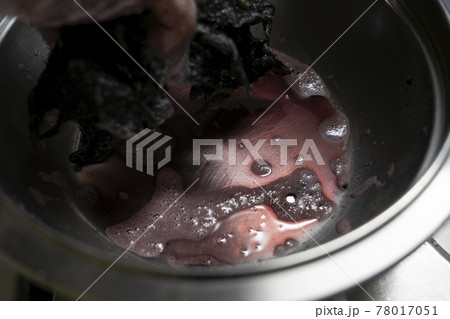 赤紫蘇下処理　梅干し作り 78017051